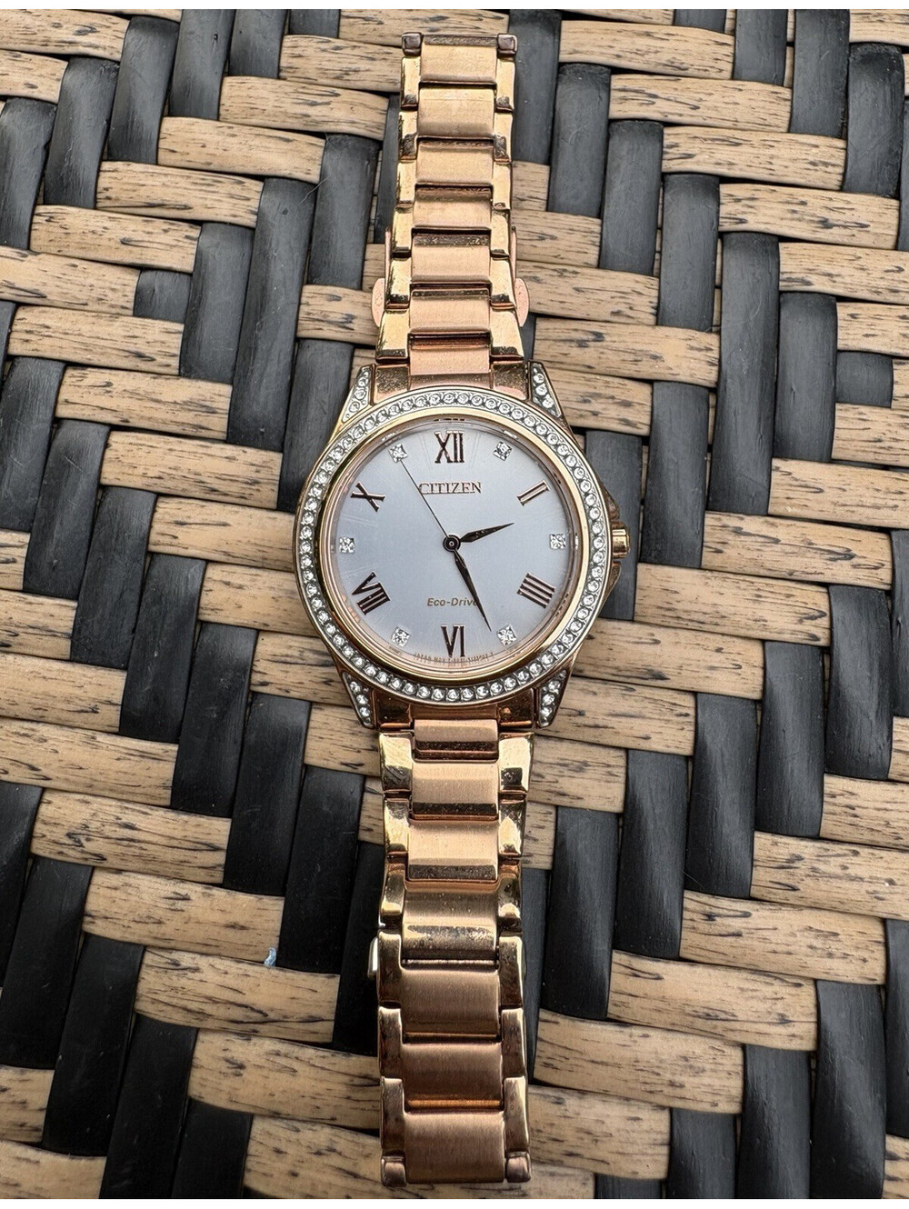 Citizen Eco-Drive Women's Quartz Watch Rose Gold Bracelet Silver Roman Dial